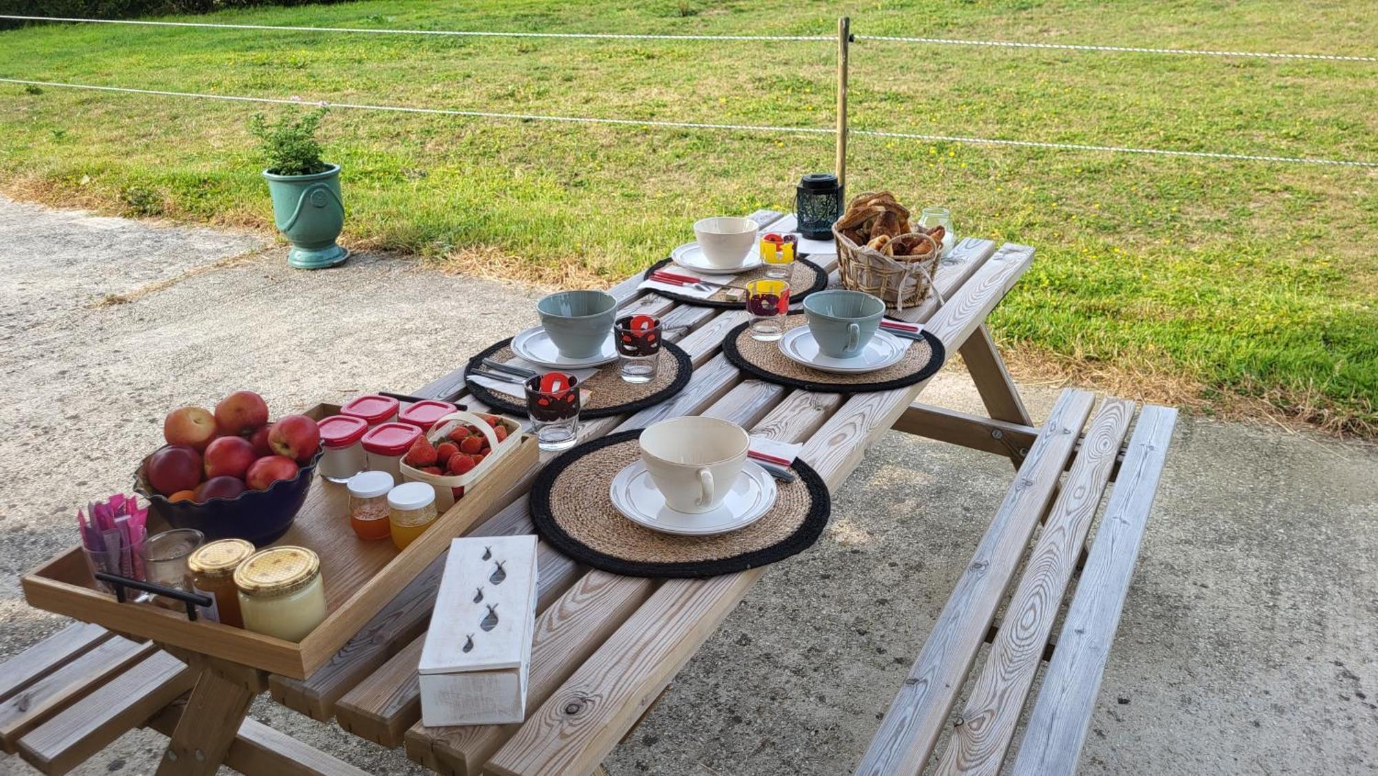 Relais Equestre Du Miloir - Chambres D'Hotes Saint-Desir Екстериор снимка